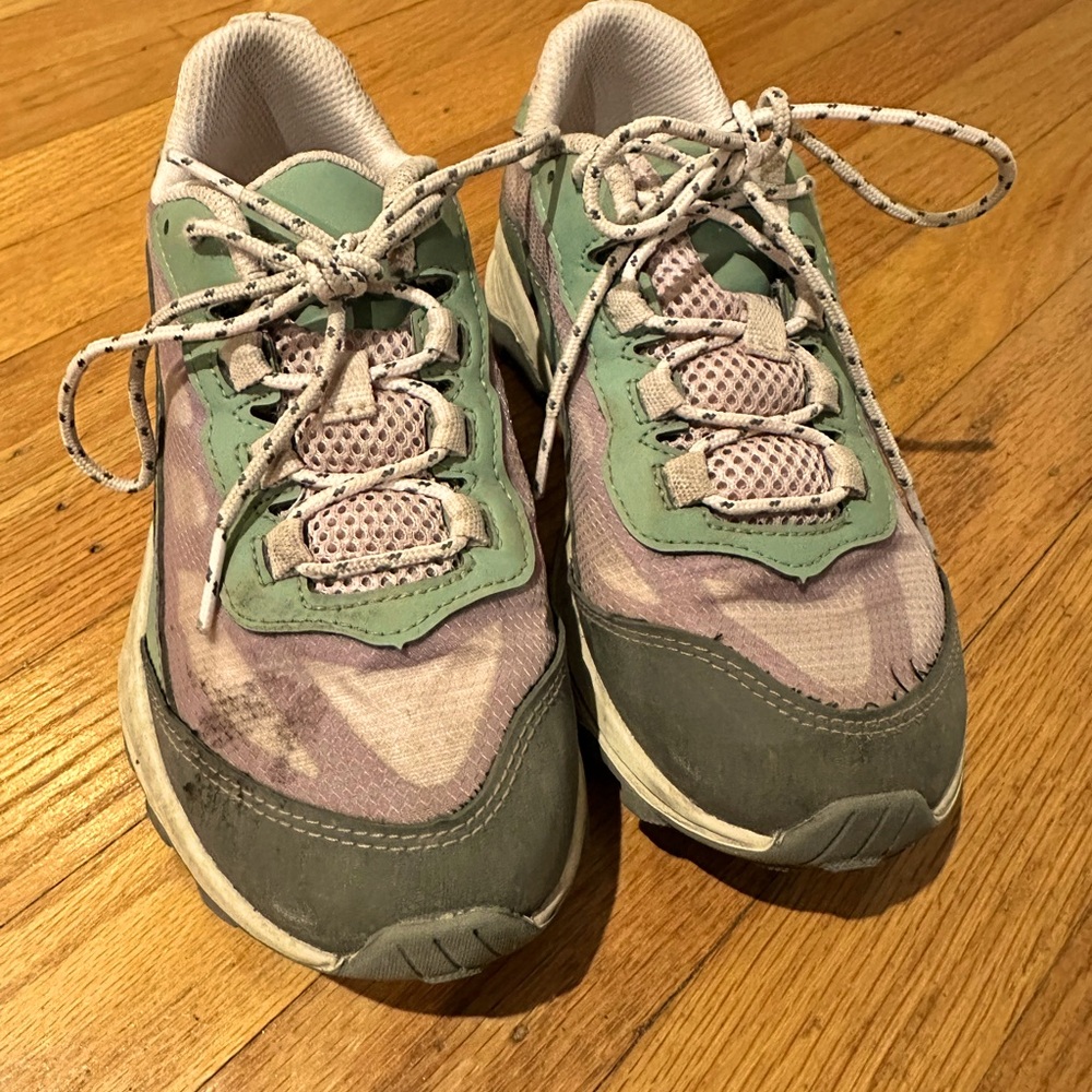 Youth size 3 Merrell hiking shoes